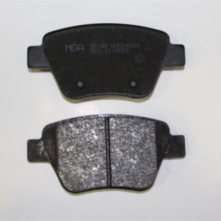 ARKA FREN BALATASI- (VW CADDY 11-15 GOLF 09-13 PASSAT 13-15 SEAT LEON 06-13 SKODA OCTAVIA 09-13)