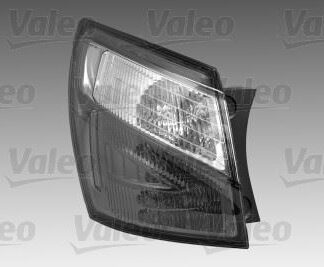 STOP LAMBASI DIS SAG NISSAN QASHQAI 11>13 (7 KOLTUK) AMPULLU