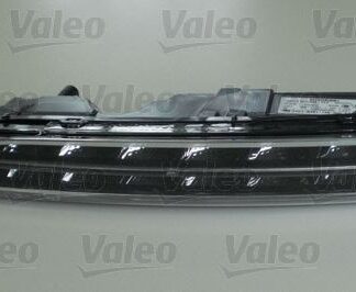 SINYAL LAMBASI SAG (GUNDUZ ISIGI OZELLIGI) PORSCHE CAYENNE 10>