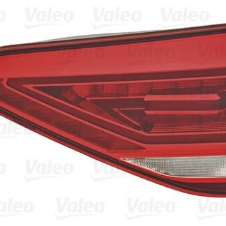 STOP (SAG) VW TOURAN 2015 / 07 BOOT